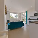 Apartman Refait A Neuf, Proche Et Centre Ville- Ajaccio-parc Berthaut Ajaccio