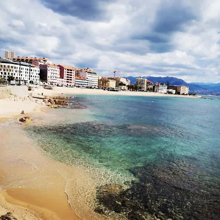 Apartman Refait A Neuf, Proche Et Centre Ville- Ajaccio-parc Berthaut Ajaccio