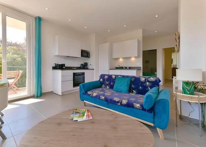 Refait A Neuf, Proche Et Centre Ville- Ajaccio-parc Berthaut Apartment *