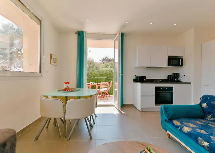 Refait à Neuf, Proche Et Centre Ville- Ajaccio-parc Berthaut