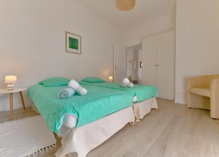 Refait à Neuf, Proche Et Centre Ville- Ajaccio-parc Berthaut Ajaccio (Corsica)